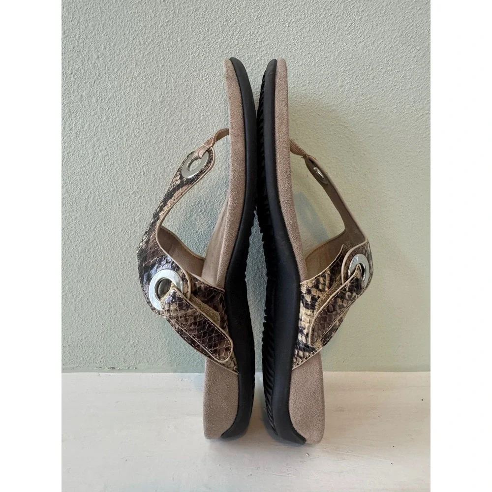 Vionic Lana Snake Print Thong Sandals Tan Brown Orthotic Womens Size 9